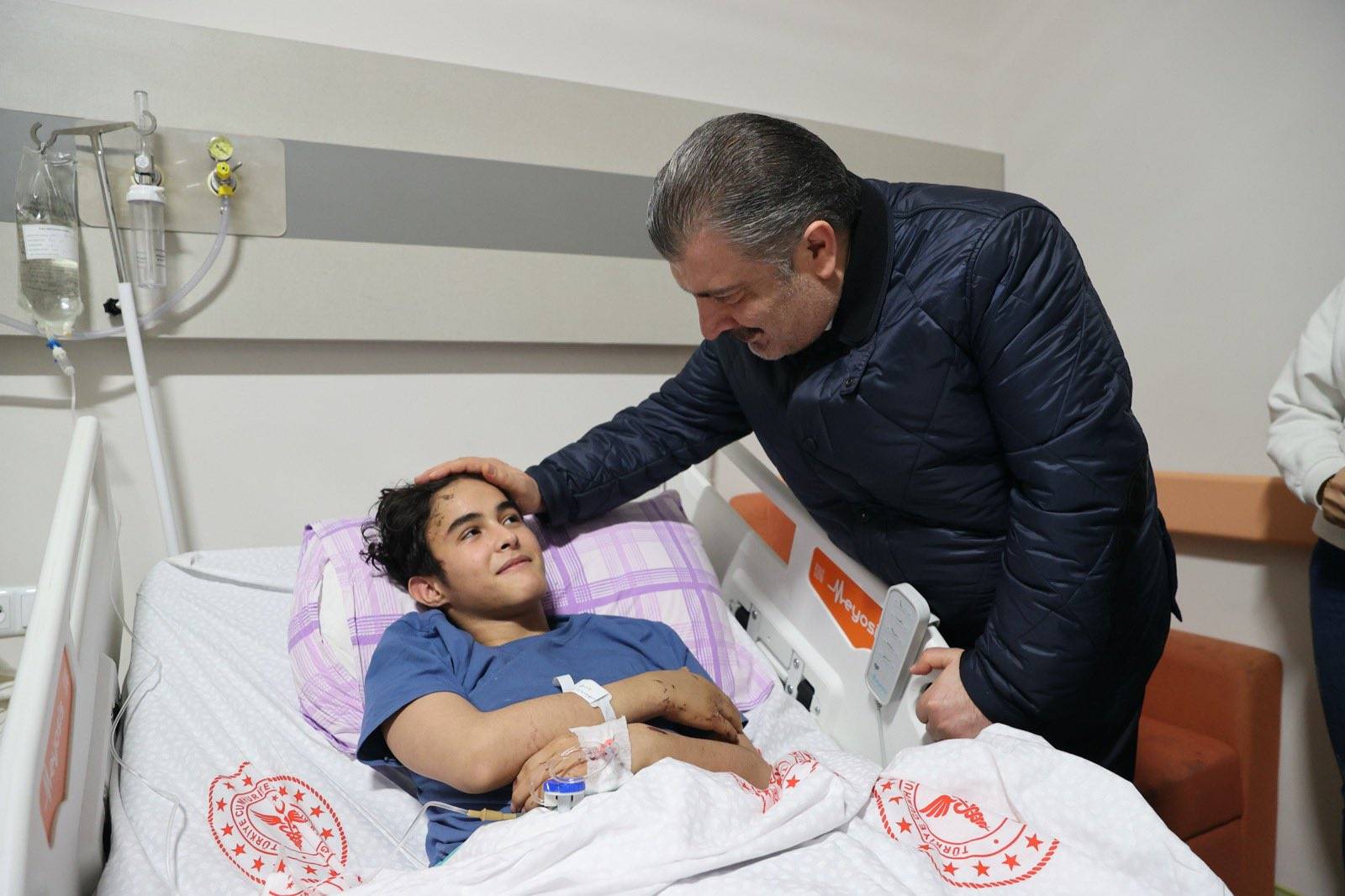 Deprem Travması Yaşayanlara Nasıl Davranılmalı?