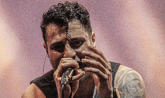 yapi-kredi-bomontiada-world-akustik-konserleri-5-yilinda-ozbi-ile-basliyor.jpg