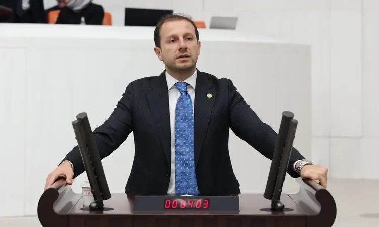 ahmet-kilic-turkiye-artik-kuresel-bir-turizm-markasidir-1765607944-332_large
